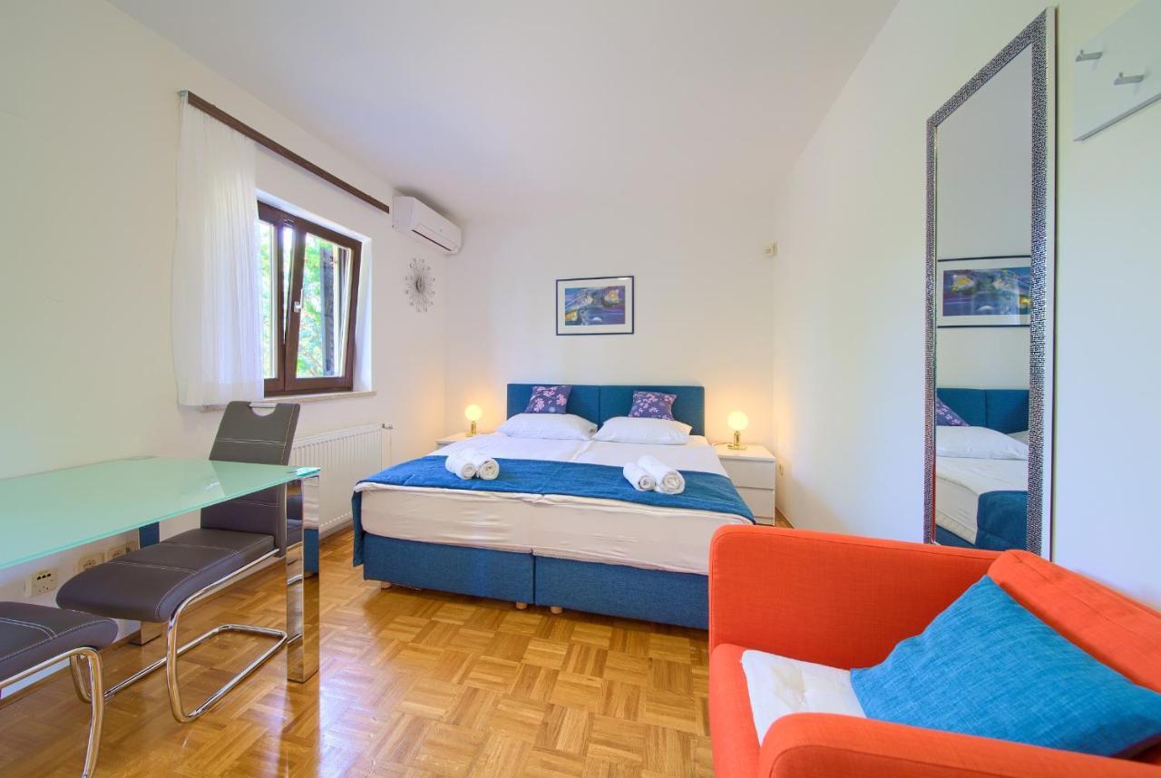 Villa Punta 1St Floor Punat Exterior foto
